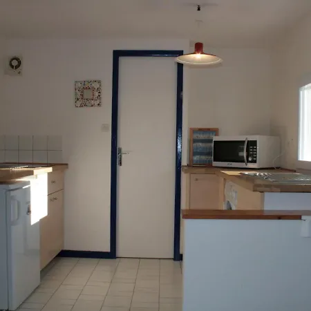 Holiday home Maison De A La Terriere, 300m De La Plage, Proche Foret, 4 Pers, Parking, Animal Accepte - Fr-1-22-187 *